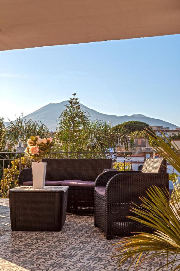 Domus Parthenope Apartment Boscotrecase Bagian luar foto