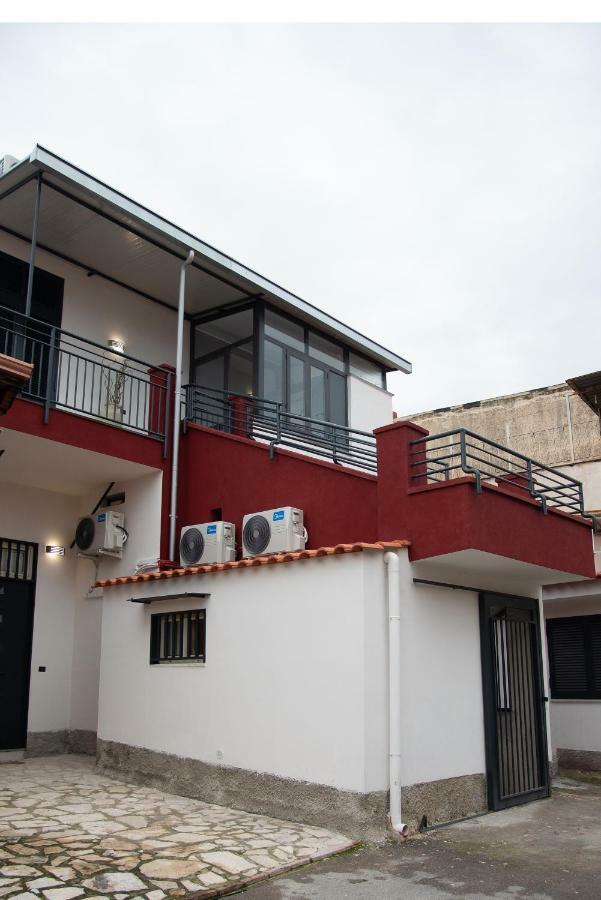 Domus Parthenope Apartment Boscotrecase Bagian luar foto